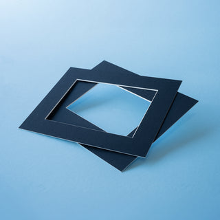 Black Mountboard